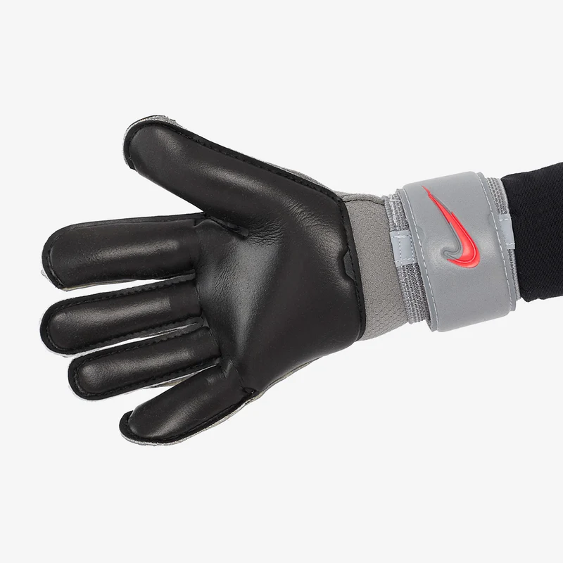 Nike Grip 3