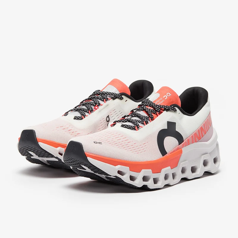 On Damen Cloudmonster 2