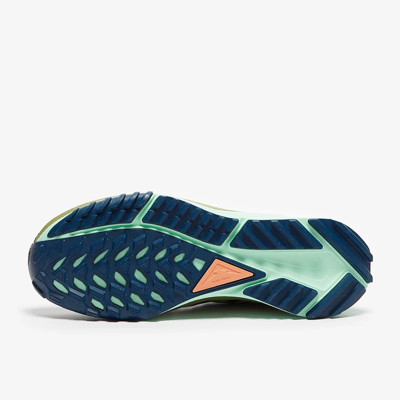 Nike Damen React Pegasus Trail 4