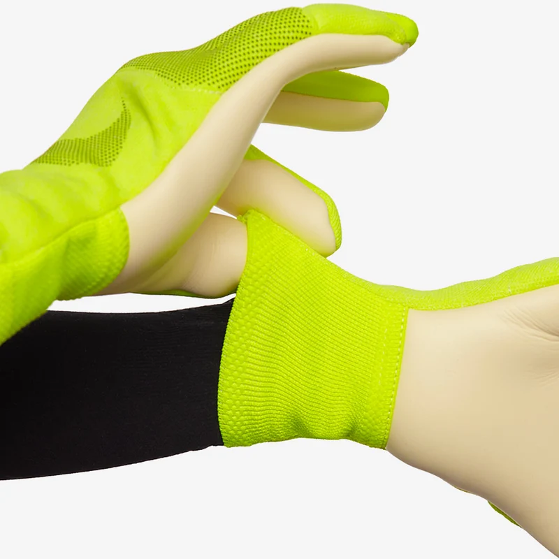 Nike GK Dynamic Fit