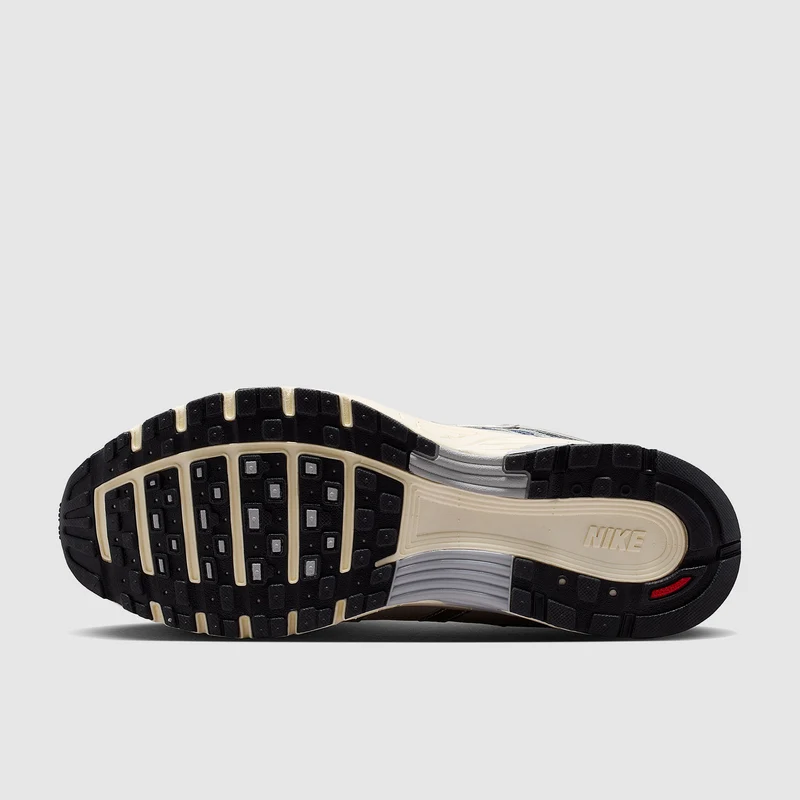 Nike Sportswear P-6000
