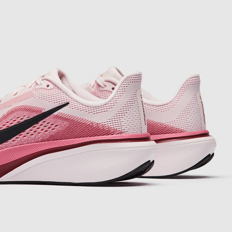 Nike Damen Air Zoom Pegasus 42