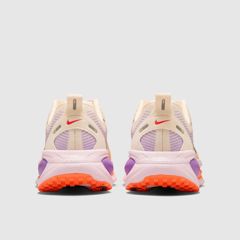 Nike Damen Vomero 18