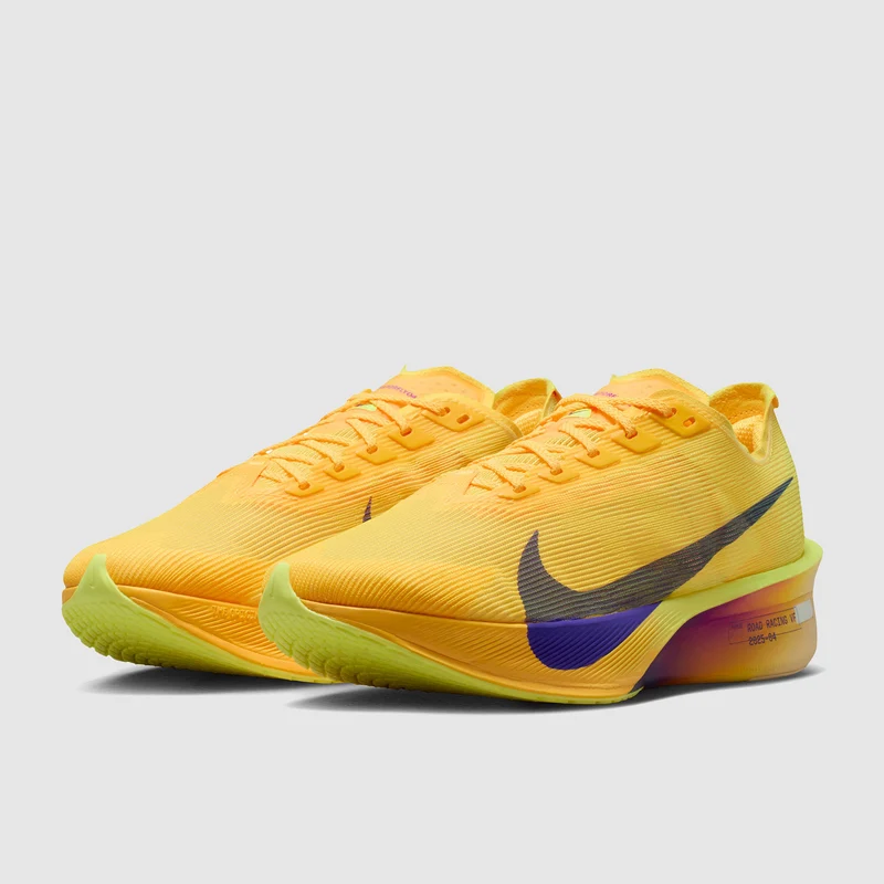 Nike Damen ZoomX Vaporfly Next% 4