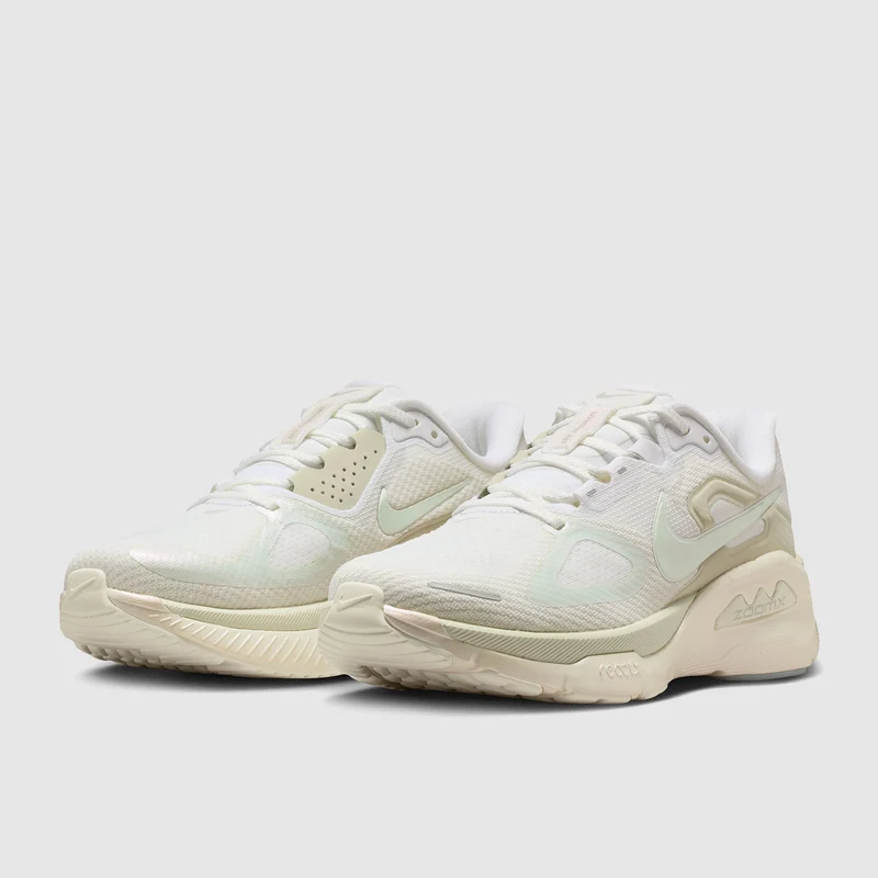 Nike Damen Structure Plus