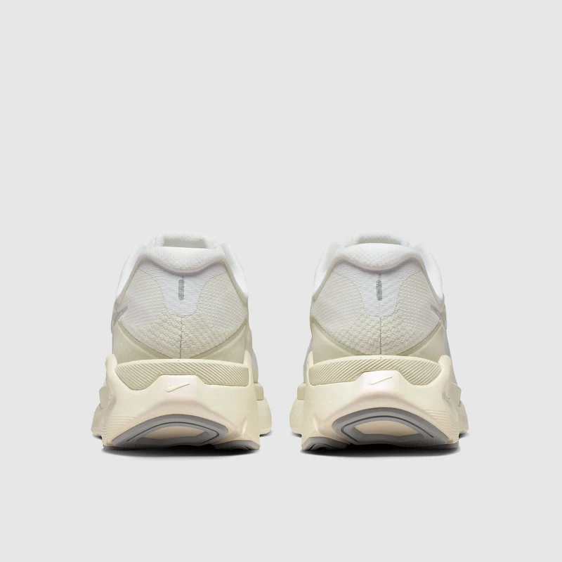 Nike Damen Structure Plus