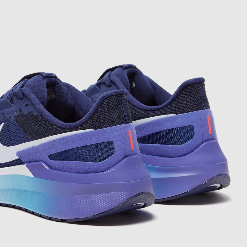 Nike Straßenlaufschuh (Herren) Structure 25