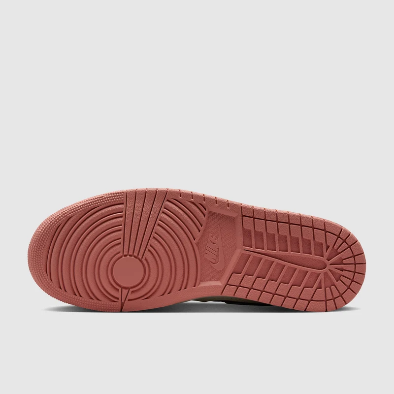 Air Jordan 1 Low SE