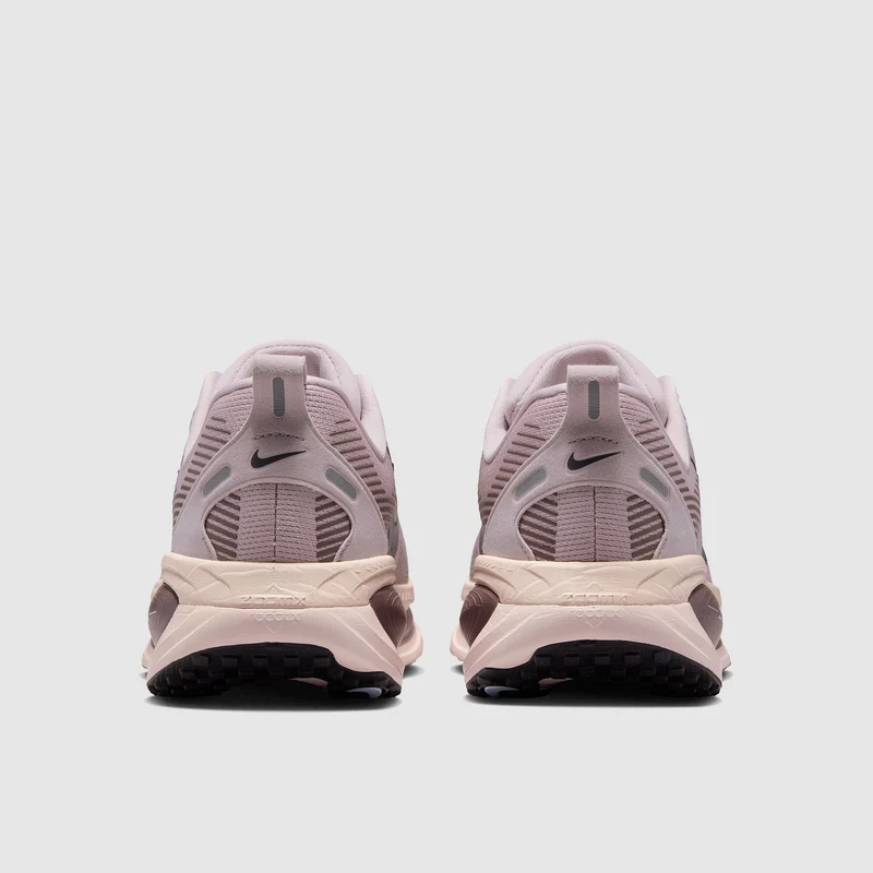 Nike Damen Vomero 18