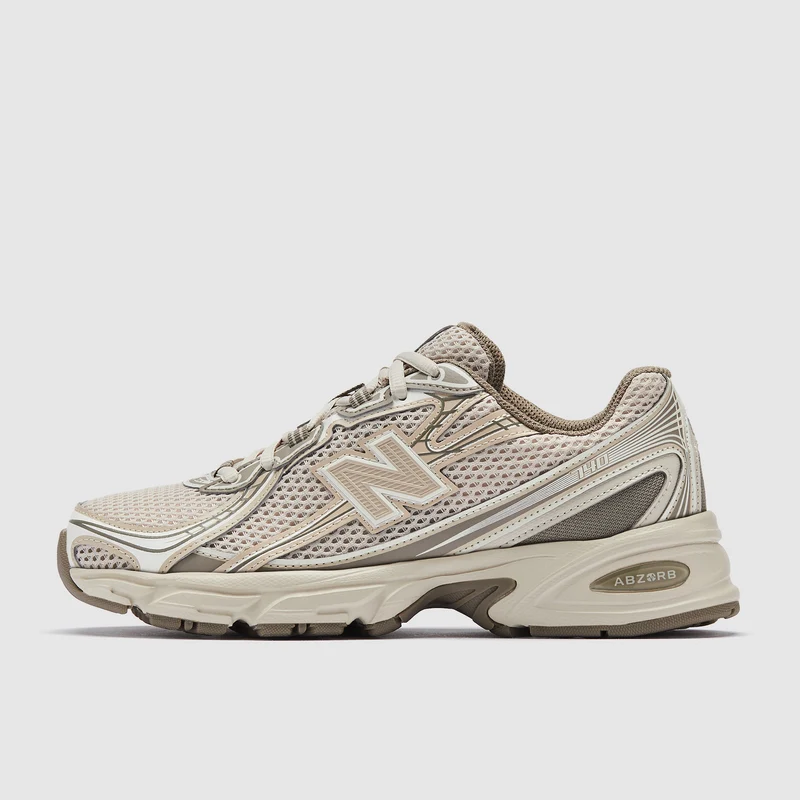 New Balance 740
