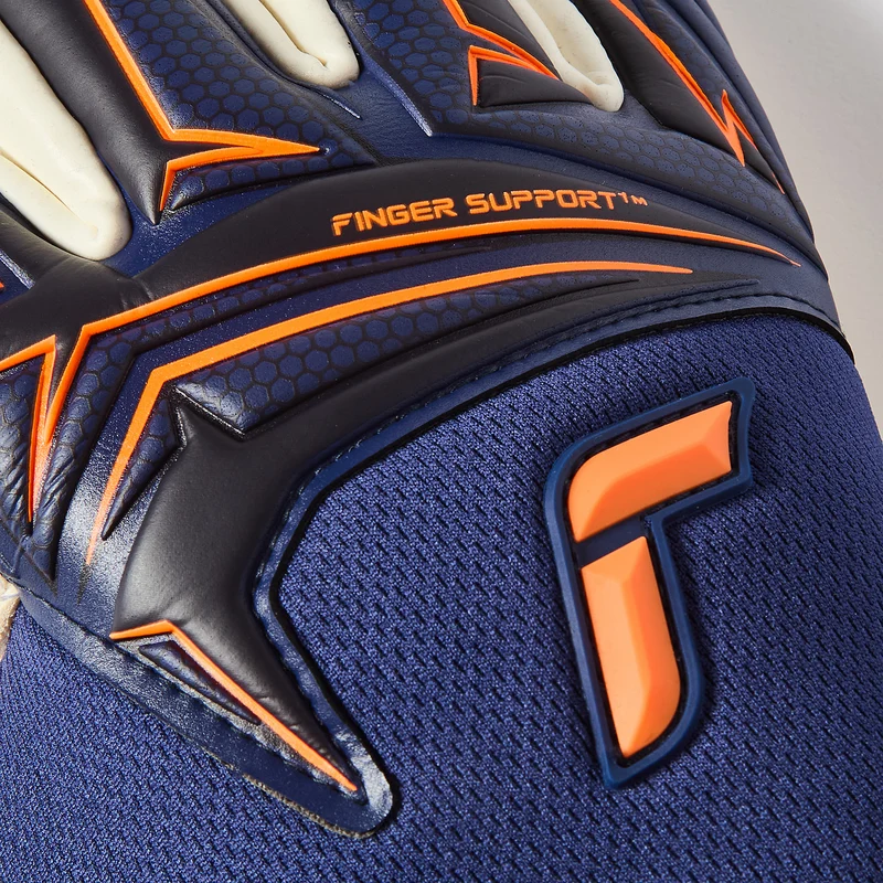 Reusch Attrakt Speedbump Finger Support GK Gloves