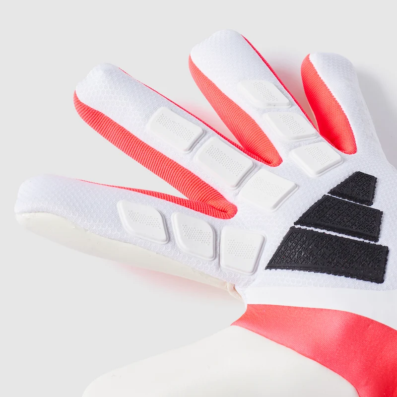 adidas Predator Competition