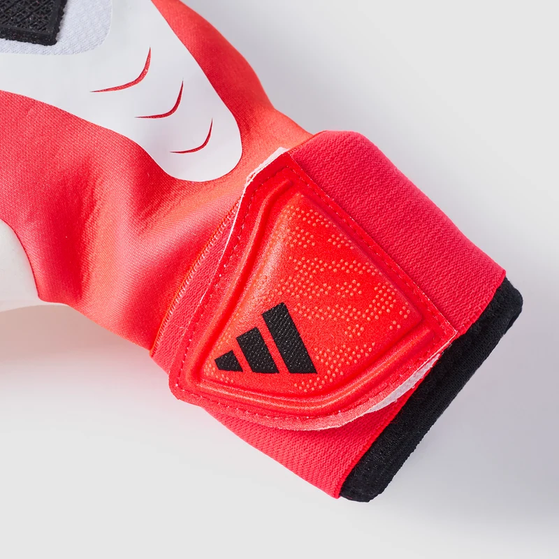 adidas Predator Competition
