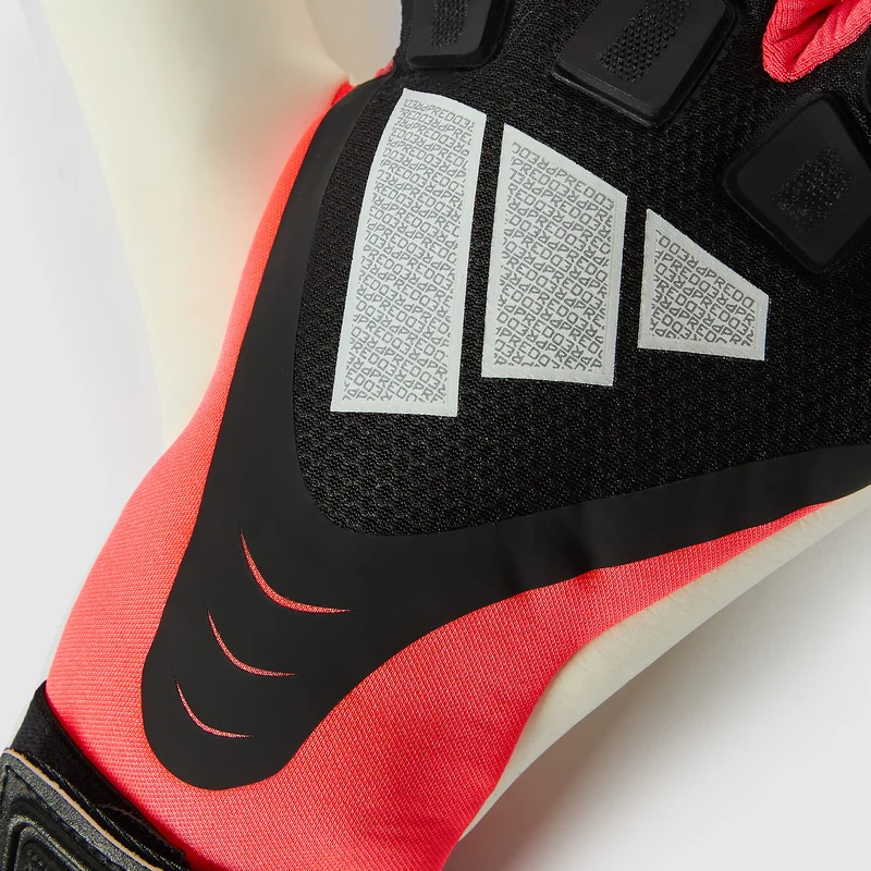 adidas Predator Competition