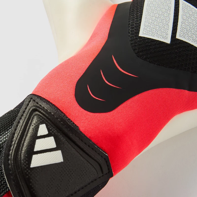 adidas Predator Competition