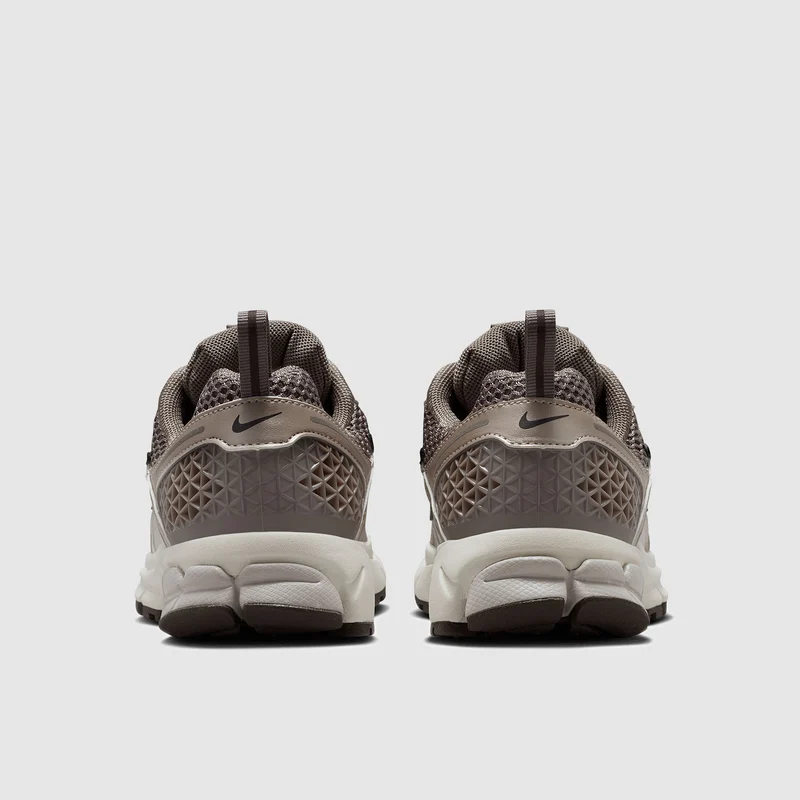 Nike Schuhe mit reflektierenden Akzenten für ältere Kinder V