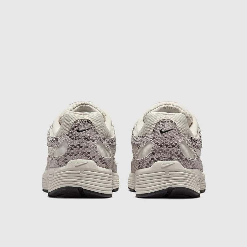 Nike Sportswear Damen P-6000 SE