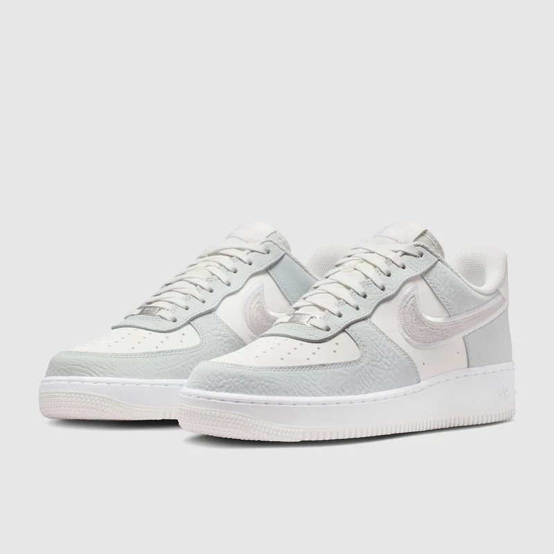 Nike Herrenschuh Air Force 1 '07 LV8