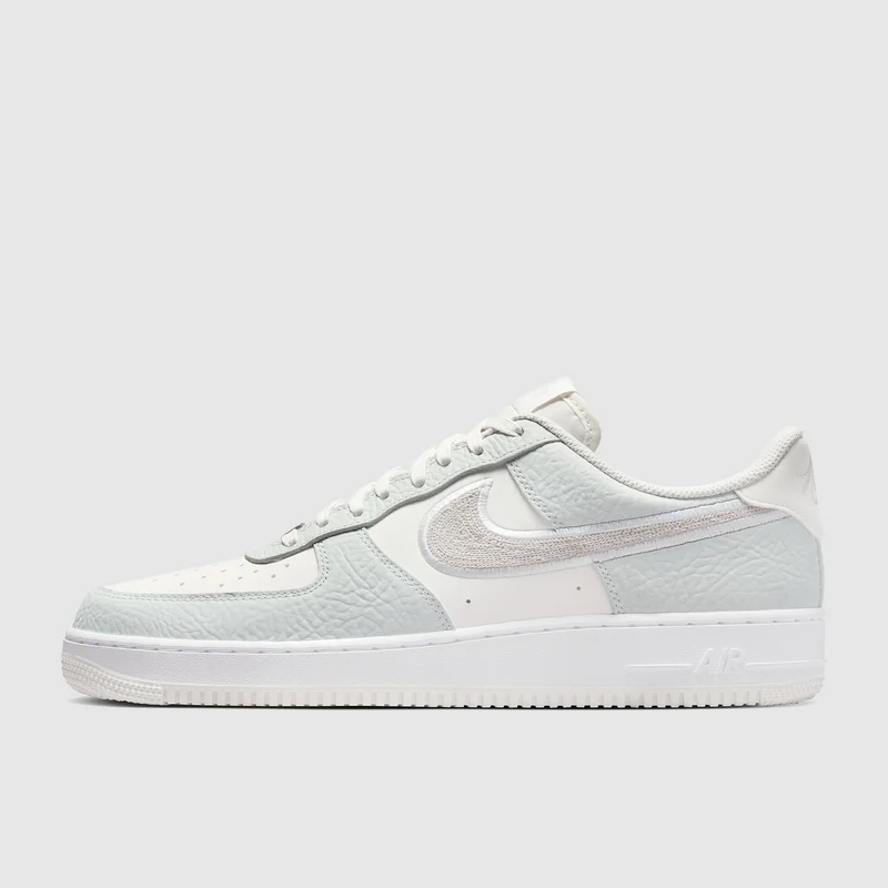 Nike Herrenschuh Air Force 1 '07 LV8