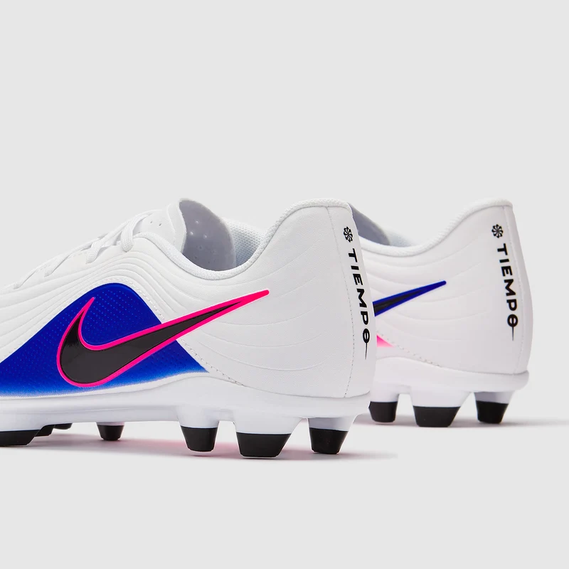 Nike Low Top Fußballschuh für verschiedene Böden für ältere
