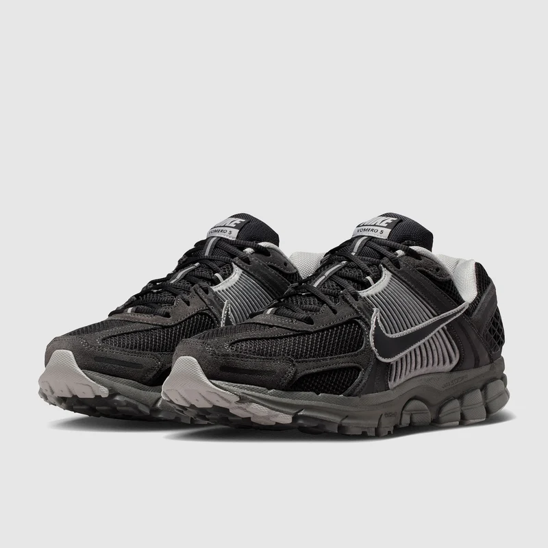 Nike Herrenschuh Zoom Vomero 5