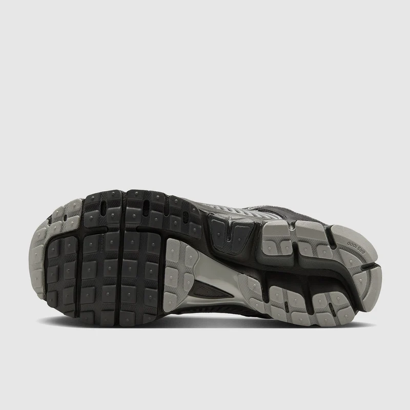 Nike Herrenschuh Zoom Vomero 5