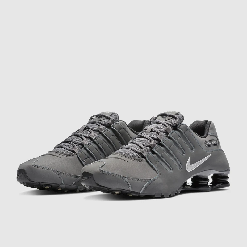 Nike Herrenschuh Shox NZ
