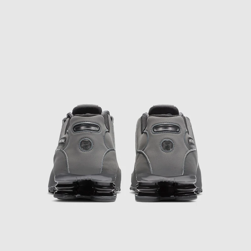 Nike Herrenschuh Shox NZ