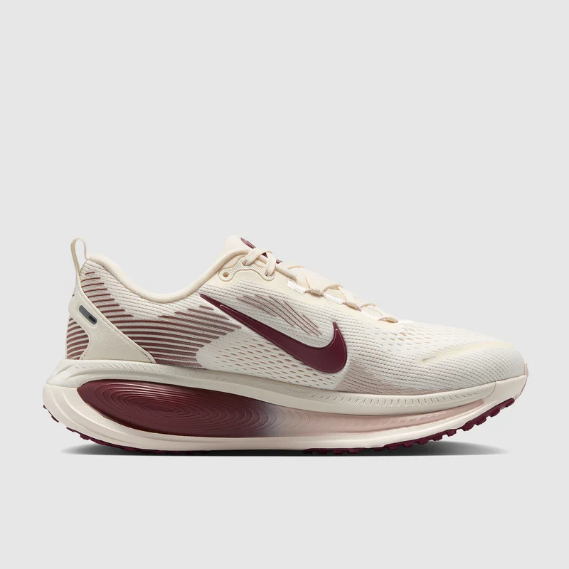 Nike Straßenlaufschuh (Damen) Vomero 18