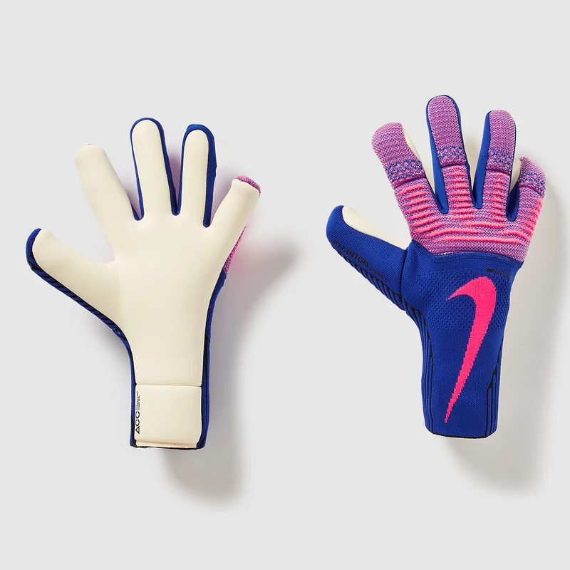 Nike Phantom Dynamic Fit