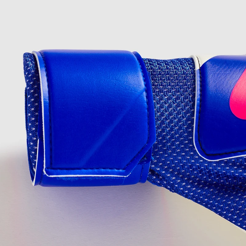 Nike Kinder Match