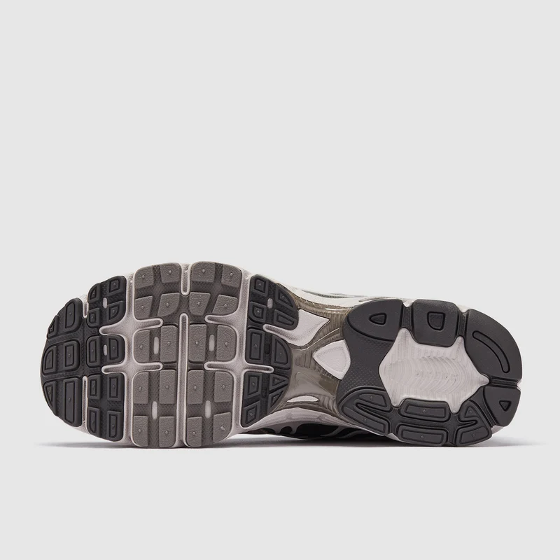 Nike Herrenschuh Air Max Moto 2K
