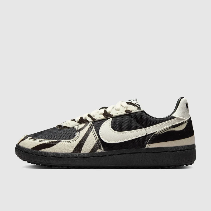 Nike Damenschuh Field General
