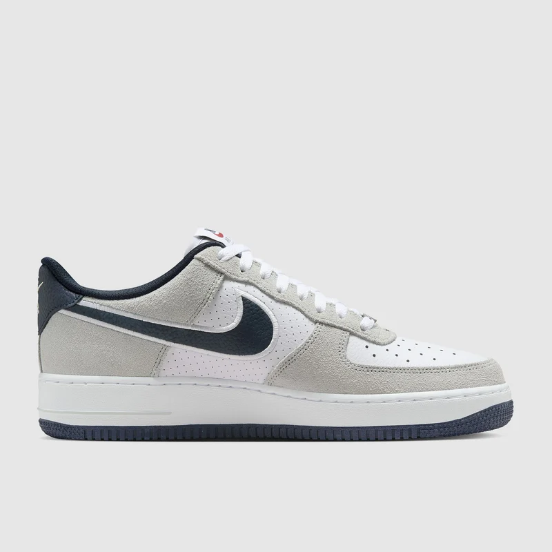 Nike Sportswear Air Force 1 '07 LV8