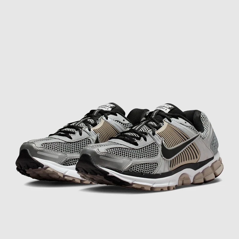 Nike Herrenschuh Zoom Vomero 5