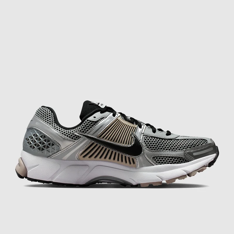 Nike Herrenschuh Zoom Vomero 5