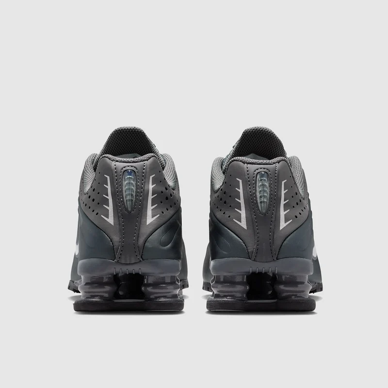 Nike Schuh (ältere Kinder) Shox R4