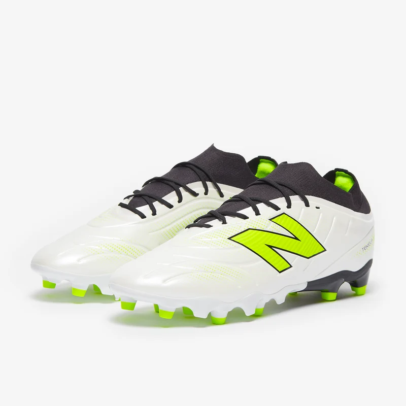 New Balance Tekela Team FG
