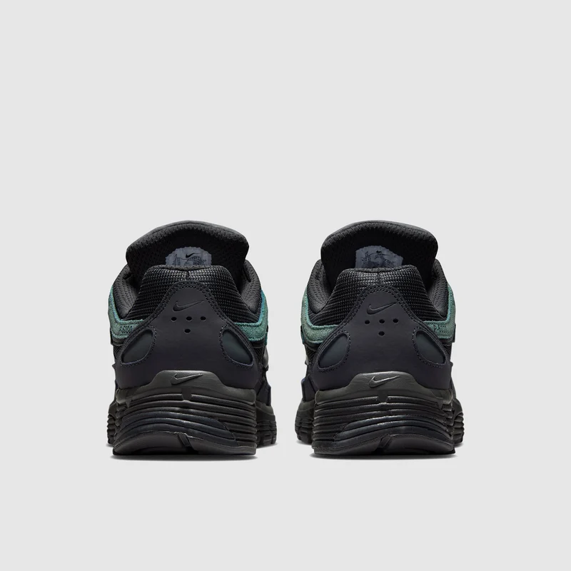 Nike Herrenschuh P