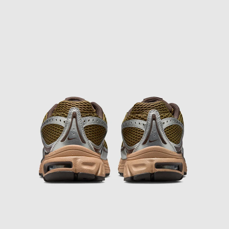 Nike Schuh mit reflektierenden Akzenten (Damen) Air Max Moto