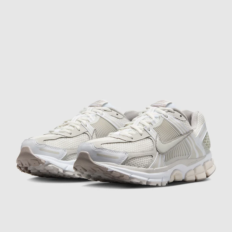 Nike Damenschuh Zoom Vomero 5