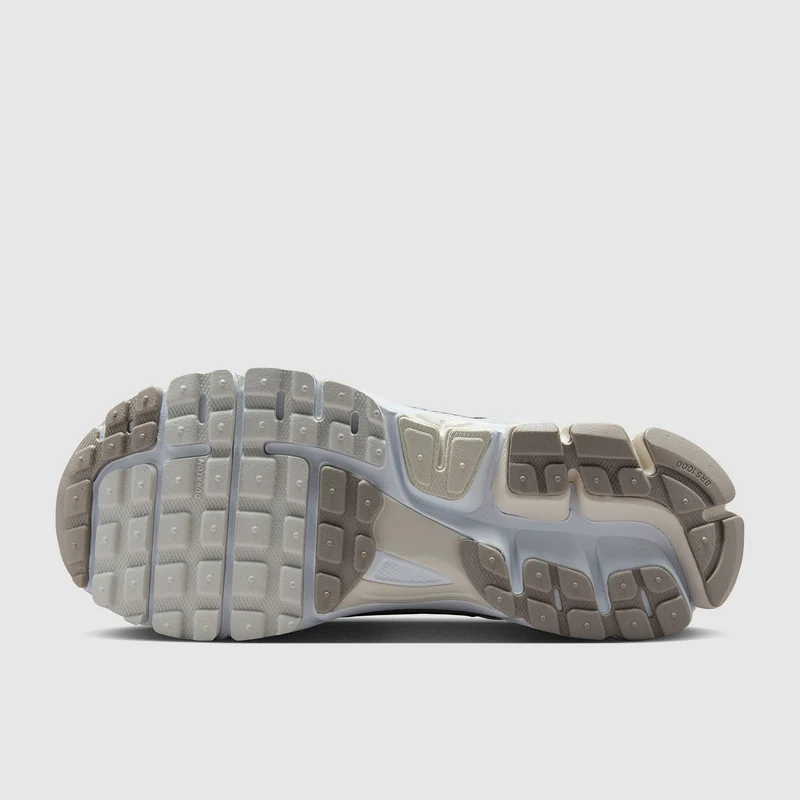 Nike Damenschuh Zoom Vomero 5