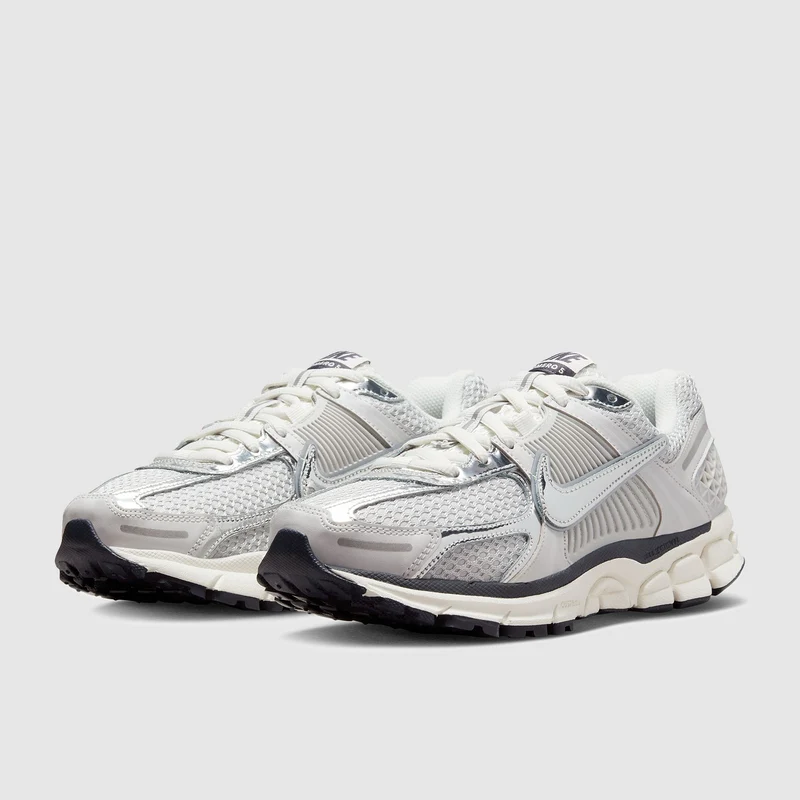 Nike Schuh (Damen) Zoom Vomero 5
