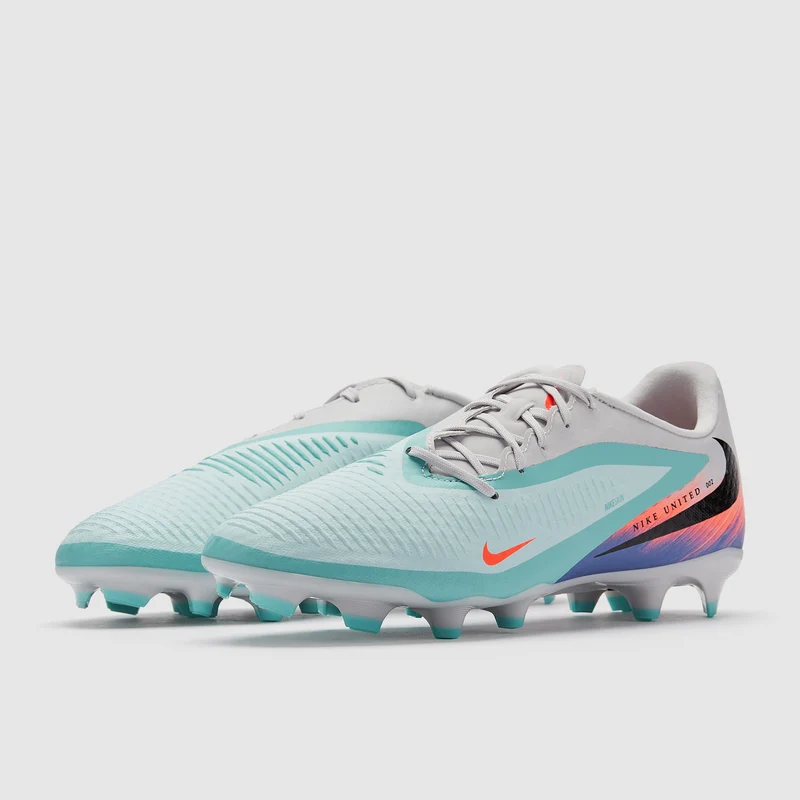 Nike Phantom 6 Academy Low FG/MG