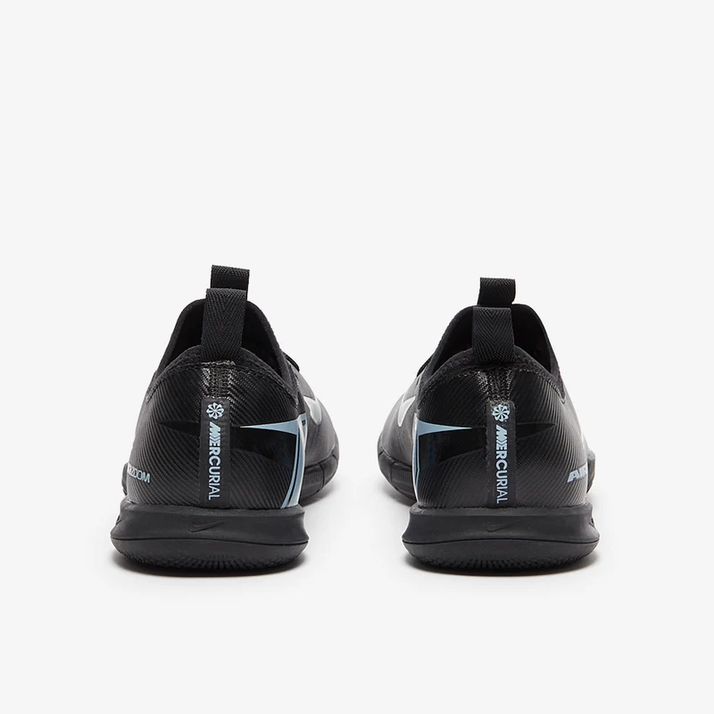 Nike IC Low-Top