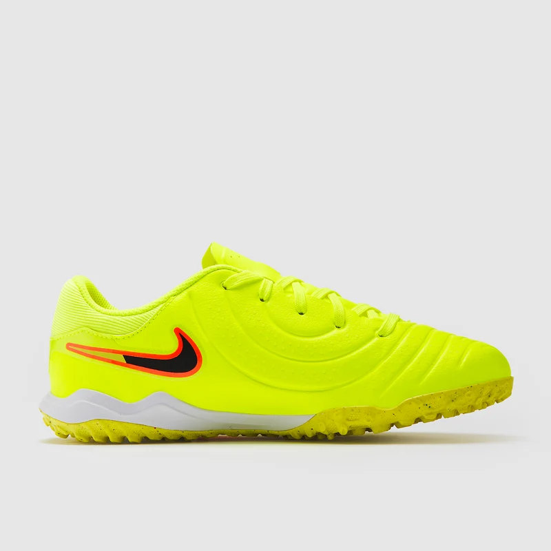 Nike Low Top Turf