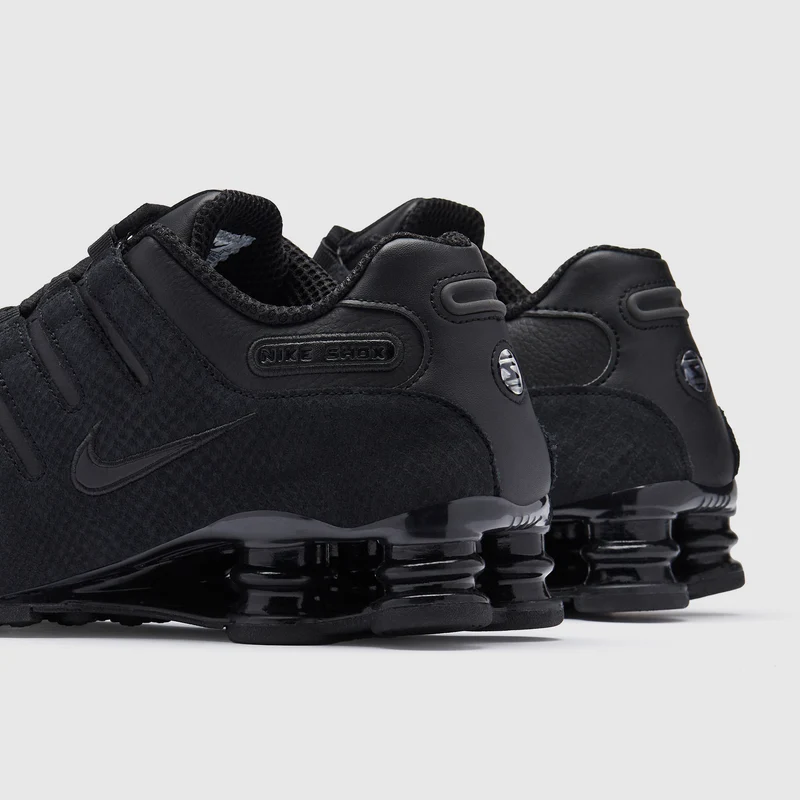 Nike Herrenschuh Shox NZ