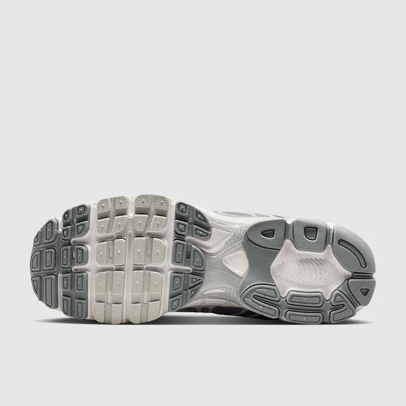 Nike Herrenschuh Air Max Moto 2K