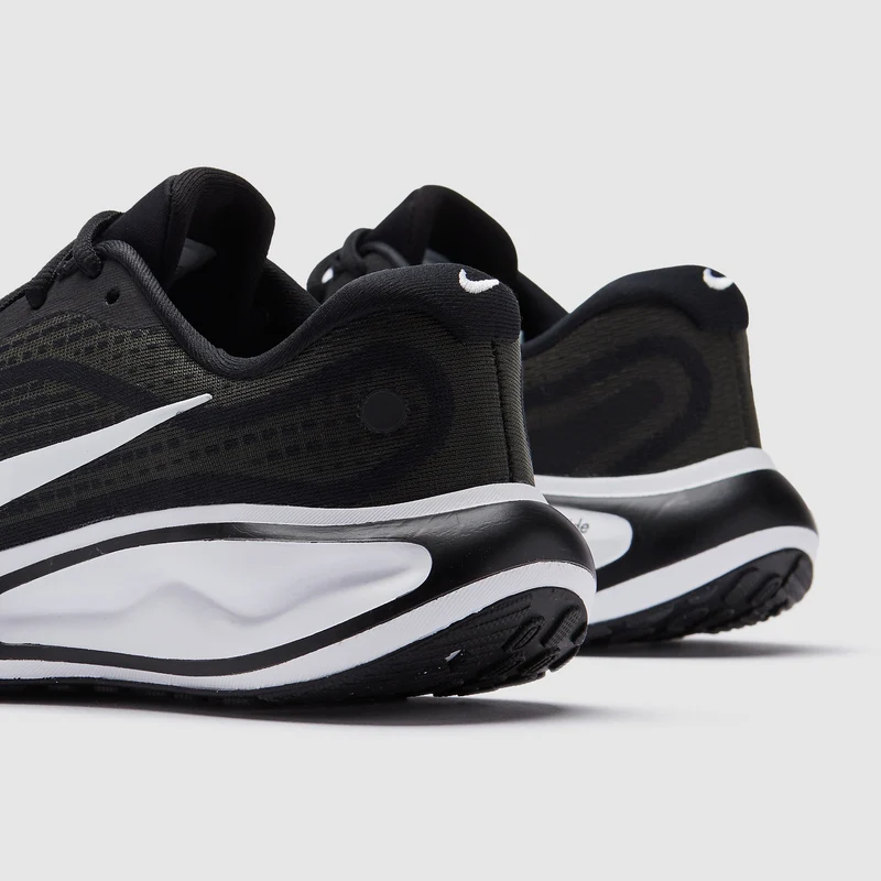 Nike Straßenlaufschuh (Damen) Journey Run