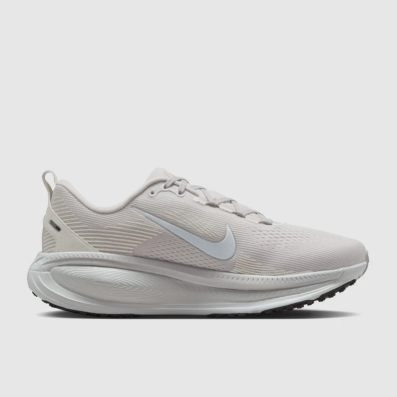 Nike Vomero 18